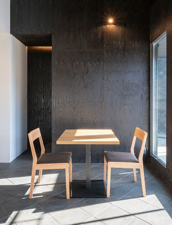 テーブル席の写真