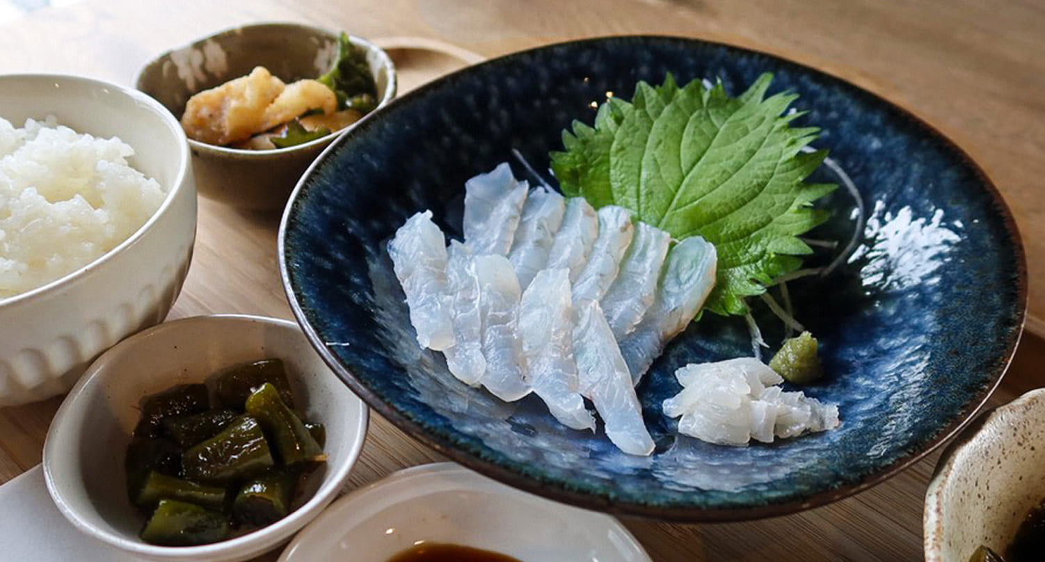 刺身定食の写真